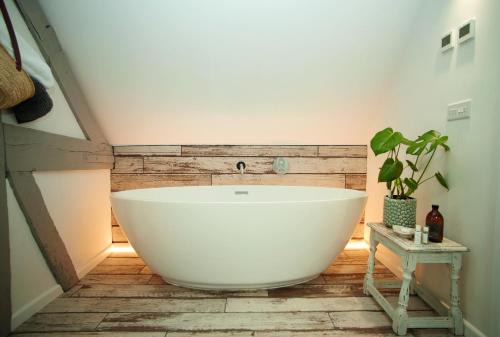 Eckington Casa | The Dairy Worcestershire