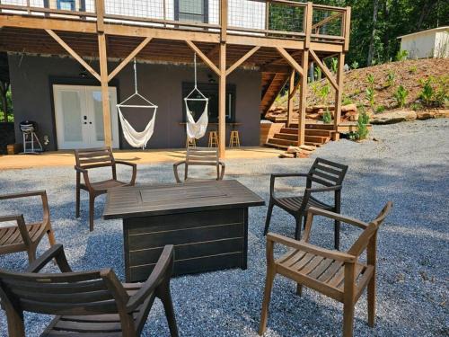 Sunset Cove Casa | The Dam House on Lake Lure