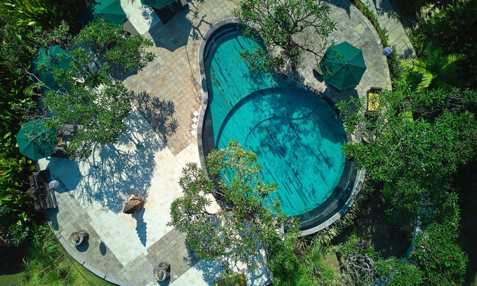 Kayu Putih Hotel | The Damai