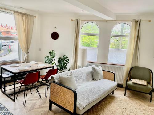 Chesterfield Apartamento | The Dance School - 1 and 2 Bedroom Apartments in the Heart of Chesterfield