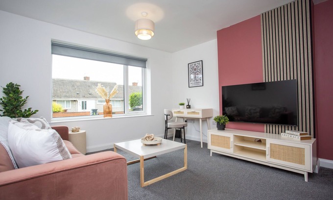 Hartlepool Casa | The Darwin Grove | Wi-Fi | Free Parking | Fully Equipped