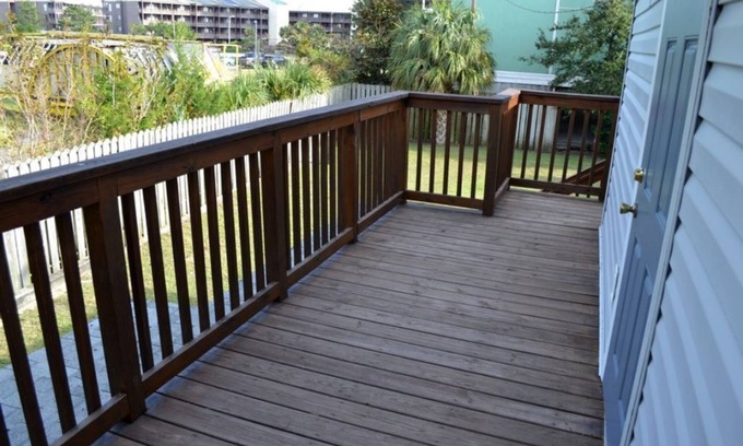 Ocean Drive Condominio | THE DECOY, OCEAN DRIVE, NMB, 1/2 BLOCK TO BEACH, 1 BLOCK TO MAIN S. NORTH MYRTLE