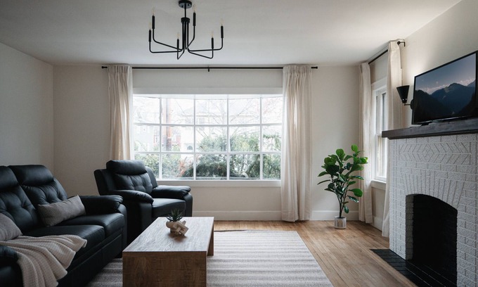 Binghamton Apartamento | The Designers Apartment - 5 Minutes to Downtown