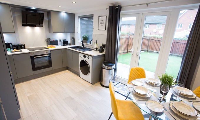 Broadheath Casa | The Devoke. Stylish 3 bed boutique property.