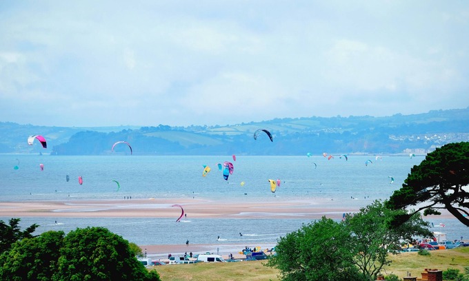 Exmouth Cama Y Desayuno | The Devoncourt Resort