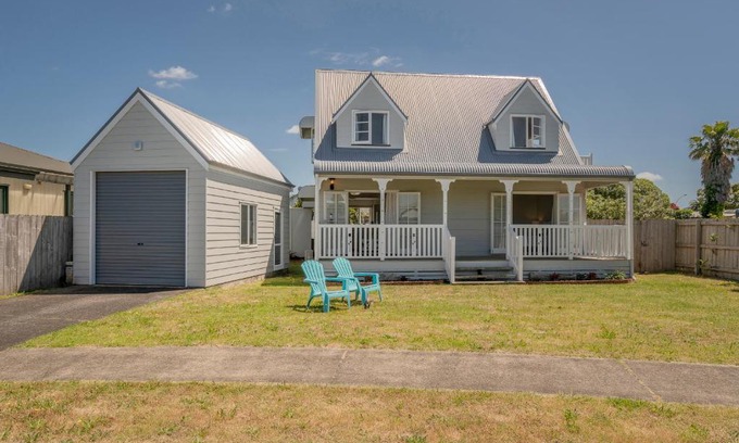 Whitianga Casa | The Doll's House - Whitianga Holiday Home
