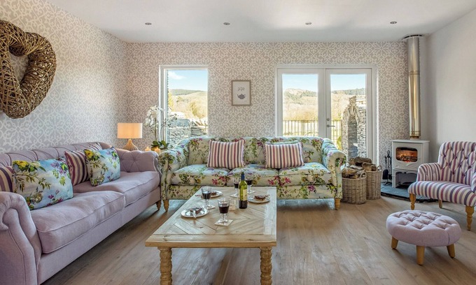 Newby Bridge Cabaña | The Dormouse -UK46926