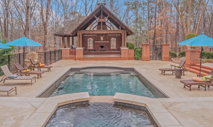 Douglasville Casa | The Douglasville Oasis