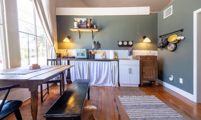 Heritage Casa | The Parlour - Two Bedroom-Suite-Baño Privado
