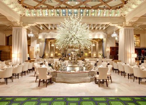 Near North Side Hotel | The Drake Hotel