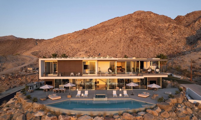 Palm Desert Casa | The Dream House - A True Desert Masterpiece with Saltwater Infinity Pool and Sauna
