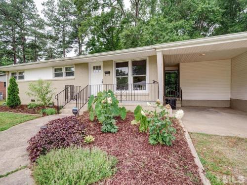 Durham Casa | The Duke Retreat Close to Duke & Downtown Villa