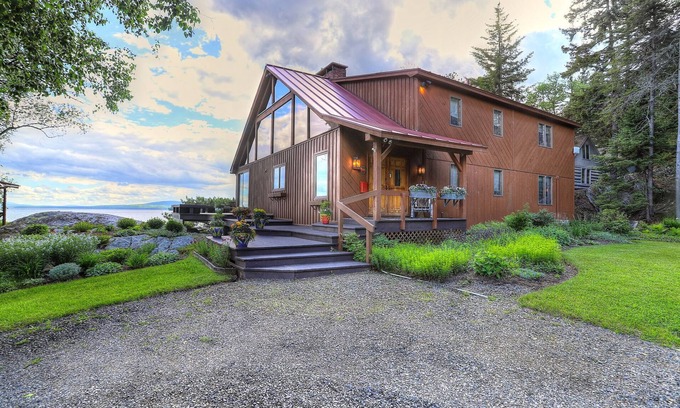 Rangeley Casa | The Dunn Compound- Two gorgeous side by side homes on Mooselookmeguntic Lake