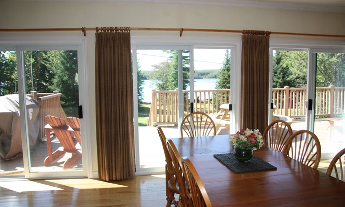 Machar Casa | The Eagle Lake Oasis