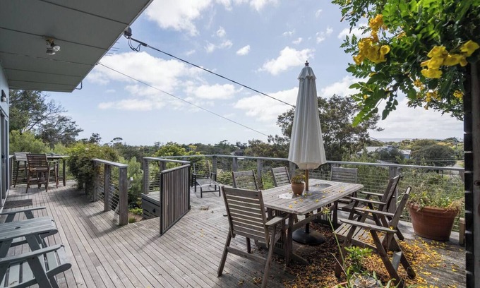 Rye Cabaña | The Eagles Nest A Cosy Coastal Retreat