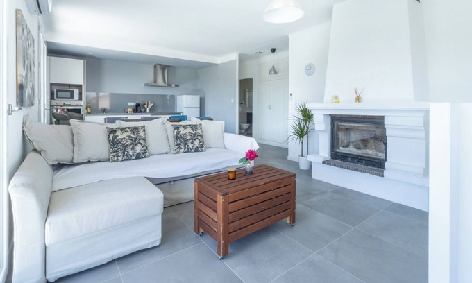Rousset Casa | The elegance of Sainte Victoire
