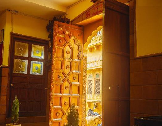 Amar Sagar Pol Hotel | The Elite Castle