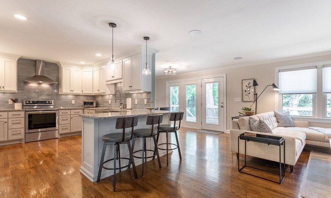 Burton Valley Apartamento | The Eloise - Elegant Ranch Near Green Hills
