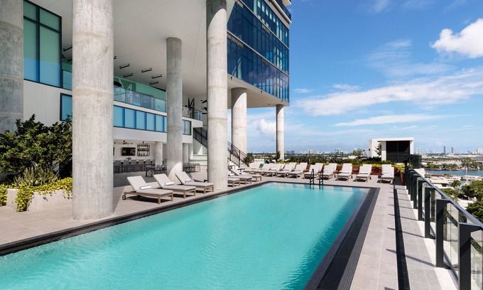 Downtown Miami Hotel | The Elser Hotel Miami