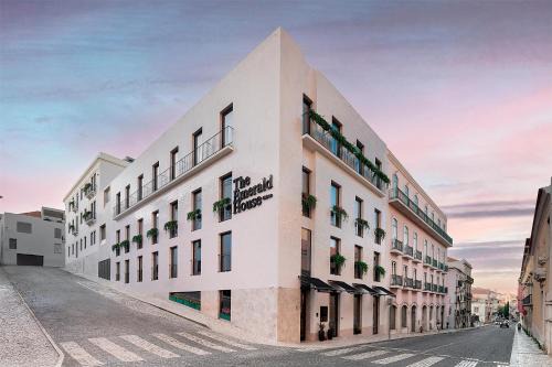Santos Hotel | The Emerald House Lisbon - Curio Collection By Hilton