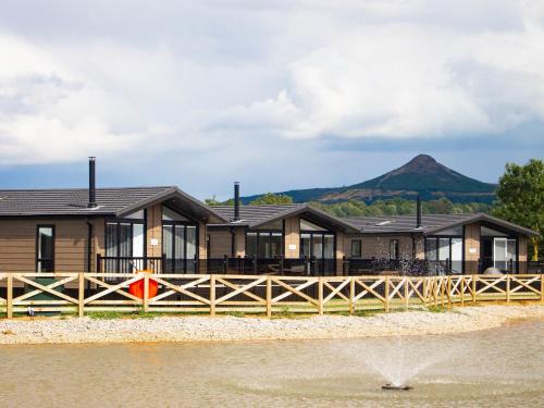 Carlton-in-Cleveland Casa | The Endeavour Lodge - Ukc4061