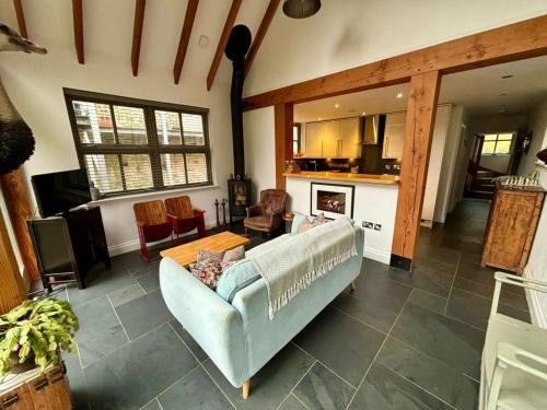 Mylor Casa | The Engine House