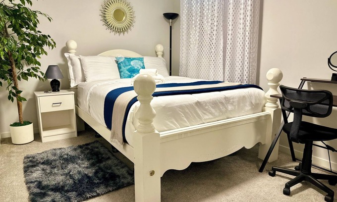 Calgary Casa | The entire suite