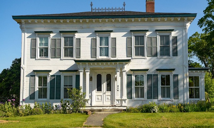 Waldoboro Casa | The Entire Waldoboro Inn