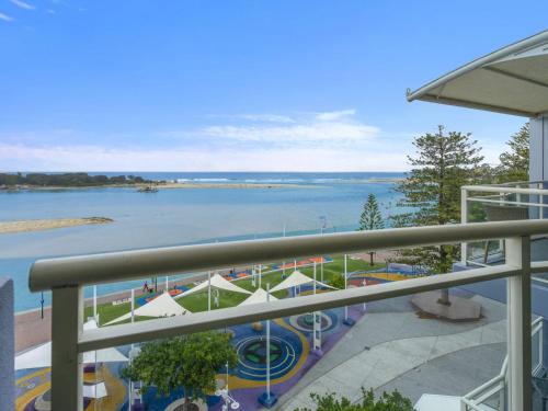 The Entrance Apartamento | The Entrance Waterfront Resort Unit 510