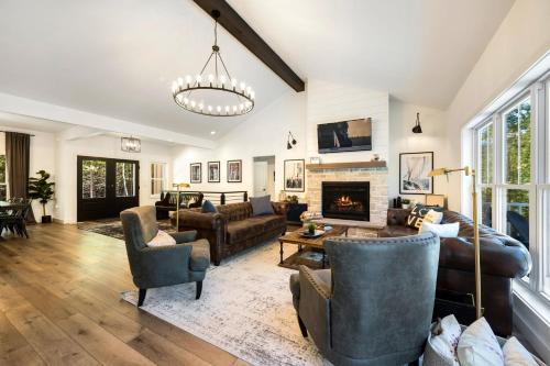 Ephraim Casa | The Ephraim House