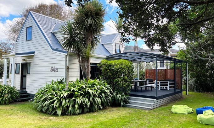 Whiritoa Casa | The Escape Artist - Whiritoa Holiday Home