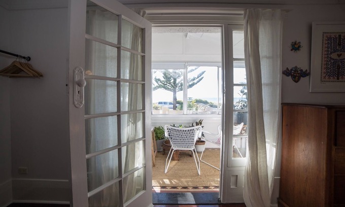 Largs Bay Casa | The Esplanade: Prestige Beauty, Beachfront Living and Breathtaking Views
