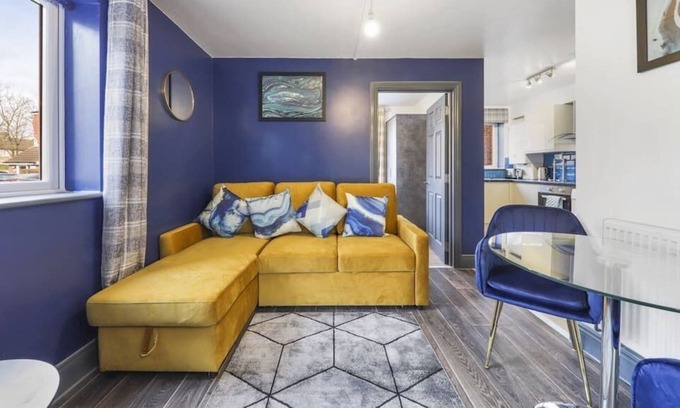 Marlborough Apartamento | The Exquisite Harrow Gem -Parking