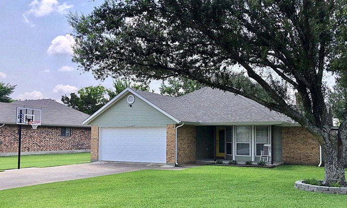 Greenville Casa | The Fairway - Your Home Away From Home