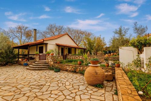 Aipeia Casa | The Fairytale House Seaside Retreat
