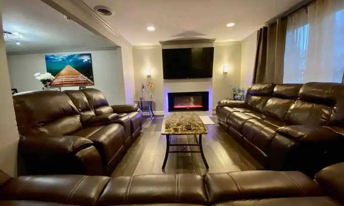 New Haven Casa | The Family and Friends Home