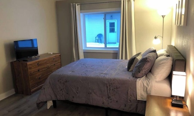 Cooperstown Apartamento | The Family - Entire private 2 bed/ 2 bath Apt