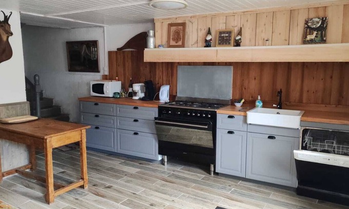 Querigut Casa | The family home: Le Gîte des Nains, The family home: La Rende