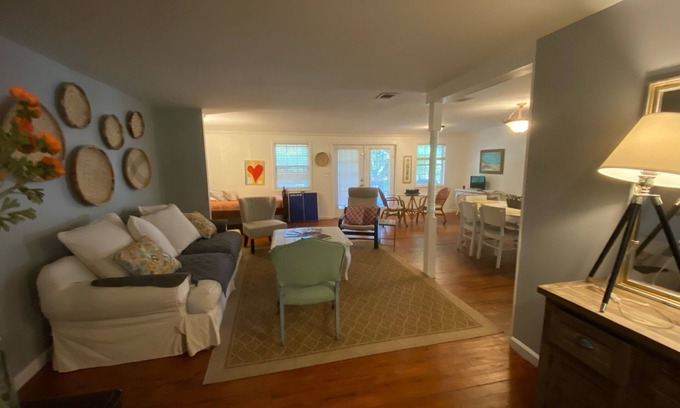 Waynesville Casa | The Farm! Spacious 5 acres and a pond to Explore! 30 minute drive from the Beach