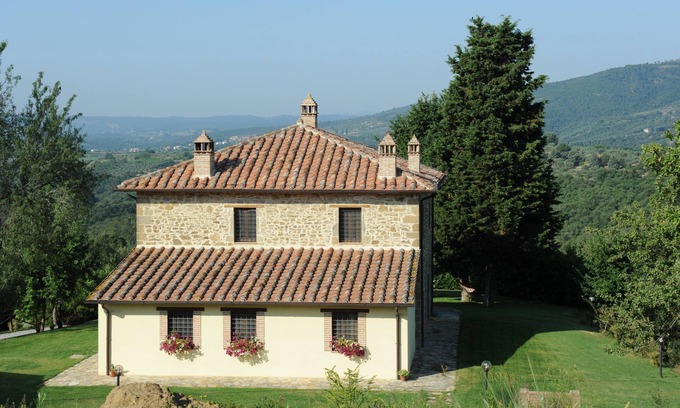 Panicale Otro | La casa de campo "vocabolo Poggio del Pero" se encuentra en Panicale