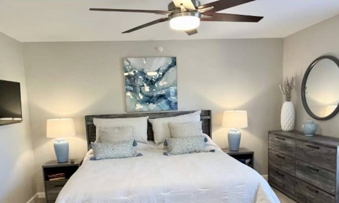 Terry Sanford Apartamento | The Fayetteville Retreat