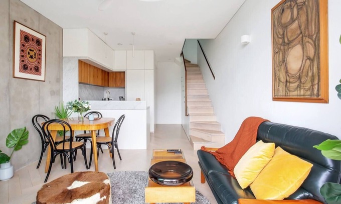 Alexandria Apartamento | The Fern Split level Eco Luxury in Alexandria