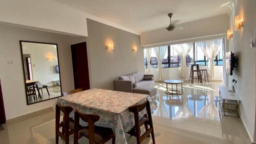 Batu Ferringhi Apartamento | The Ferringhi Sea View 777