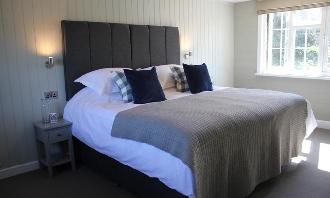 Helford Passage Cama Y Desayuno | The Five Pilchards Inn