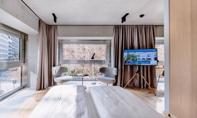 Westend-Sud Hotel | THE FLAG West M.