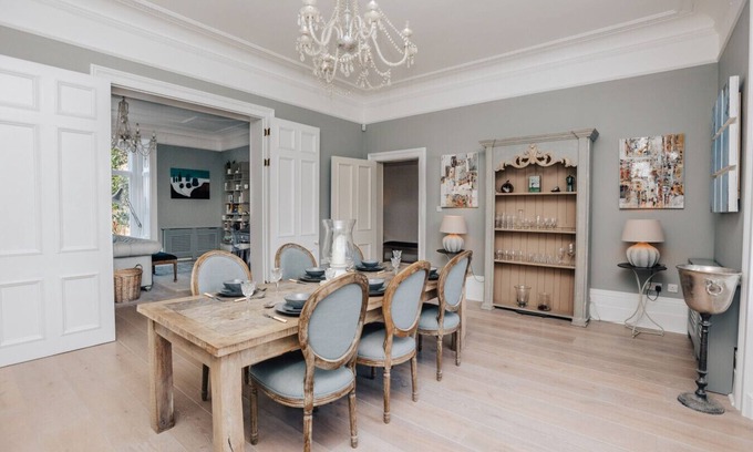 Hurley Casa | The Florence - Henley Regatta