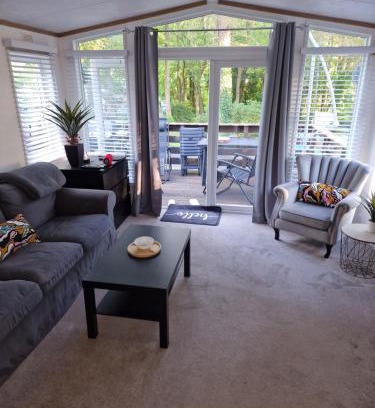 Girvan Apartamento | The Forest Cabin Holiday Home 15