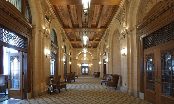Downtown Winnipeg Hotel | The Fort Garry Hotel, Spa and Conference Centre, Ascend Hotel Collection