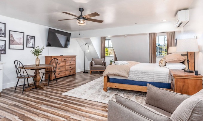 Oakhurst Apartamento | The Four Daughters