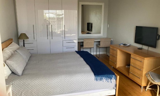 Krugersdorp North Apartamento | The Fox Hole